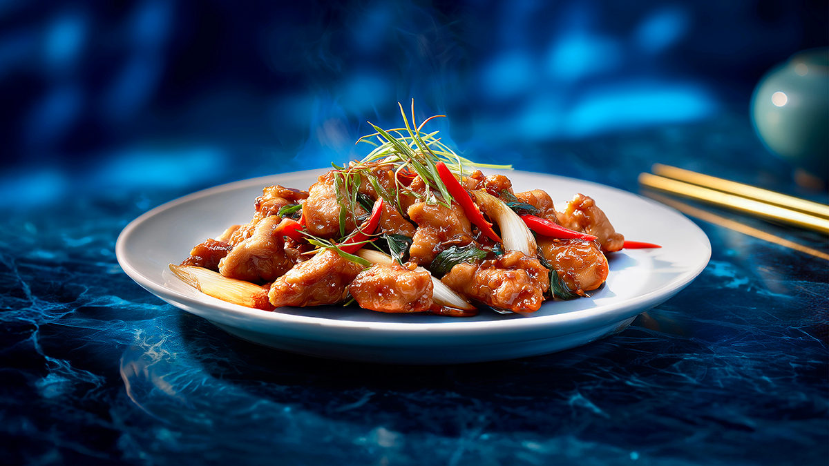 Stir-fry Soy Sauce Chicken With Onion