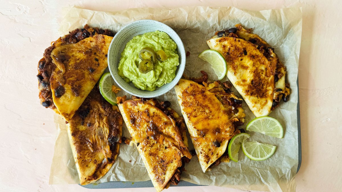 Cheesy Black Bean & Veg Mince Tacos With Yellow Bean Butter