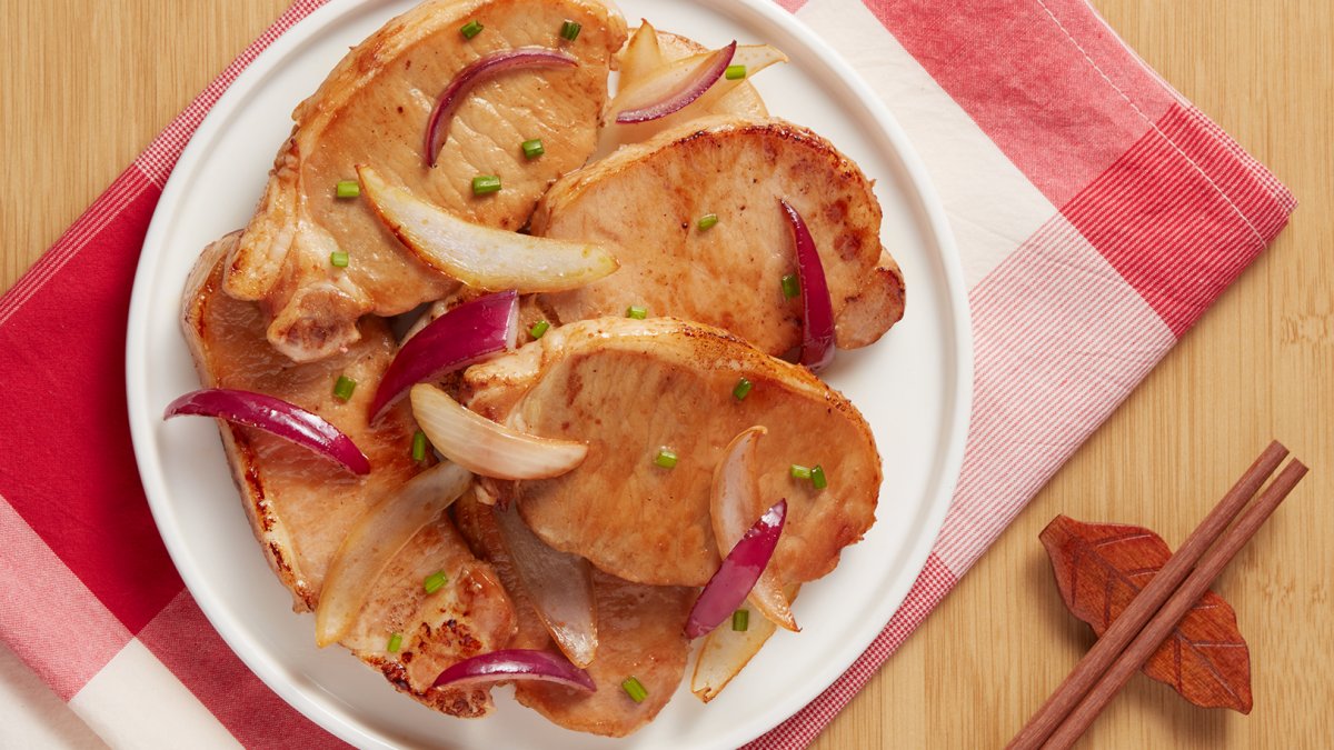 Fried Pork Chop With Onions